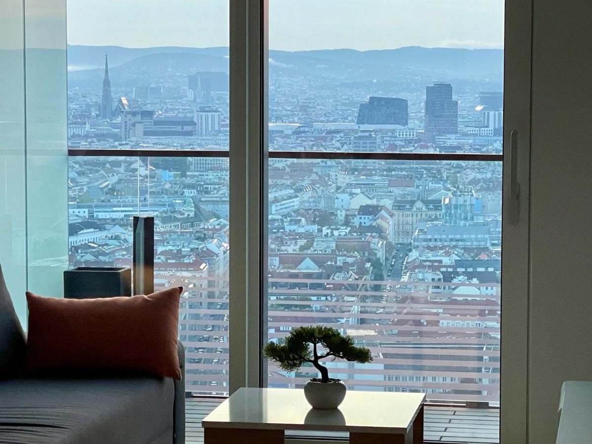 Triiiple Level 31 - Sonnenwohnen Apartment Mit Fantastischem Ausblick Und Parkplatz 维也纳 外观 照片